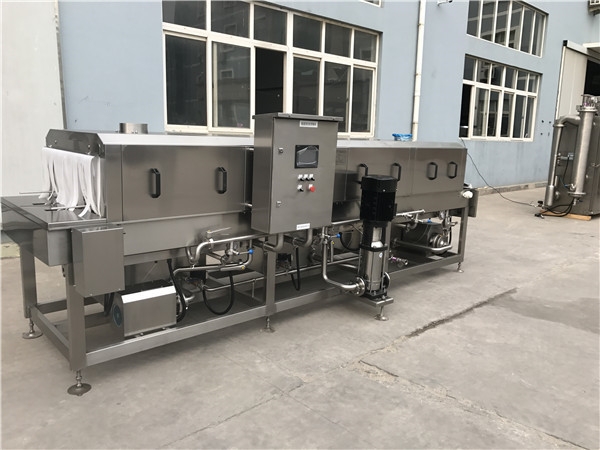 隧道式清洗機(jī)，全自動(dòng)清洗機(jī)，洗箱機(jī)圖片